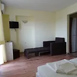 Kovachevi House Гостевой дом Приморско