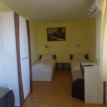 Guest house Kovachevi House *