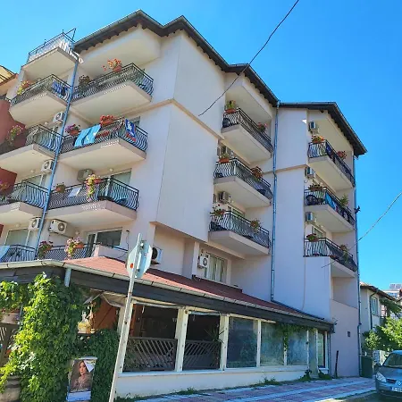 Pensionat Kovachevi House Primorsko